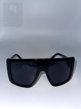 Load image into Gallery viewer, Overboard Sunglasses in Black
